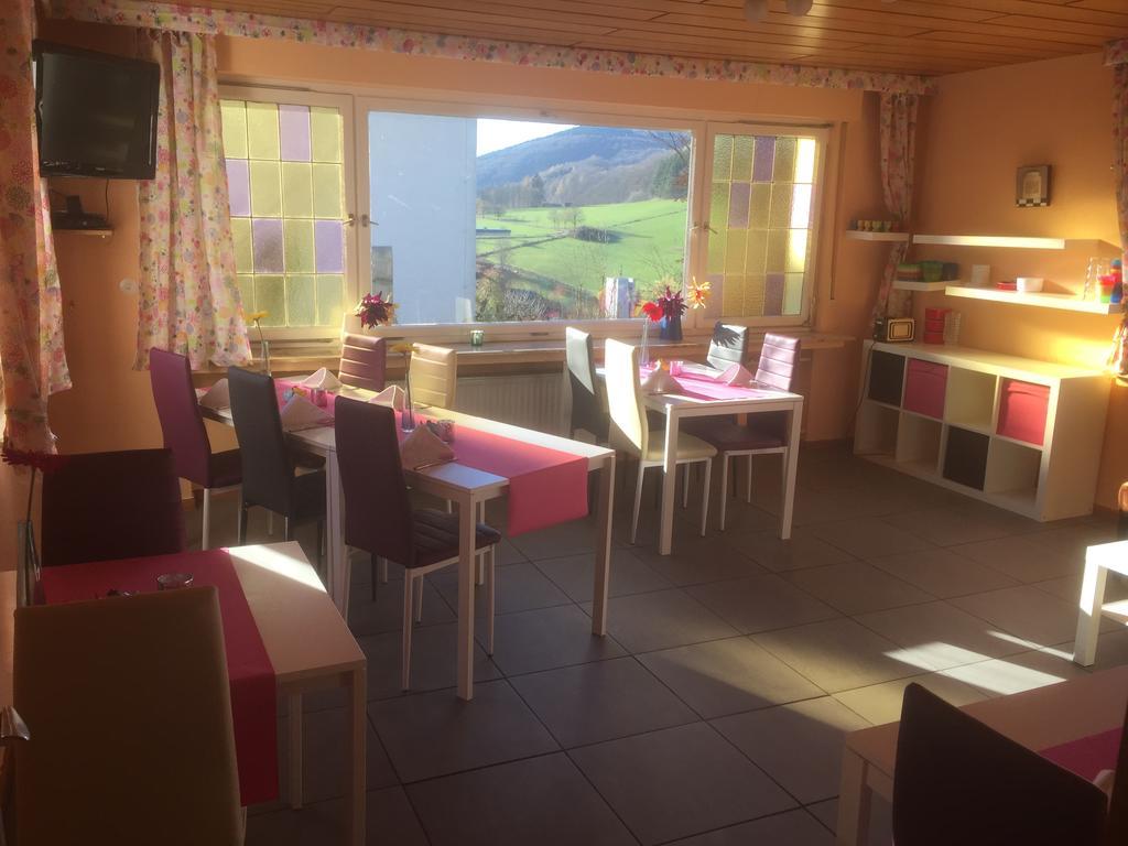 Familie Hotel Kameleon Elleringhausen ภายนอก รูปภาพ